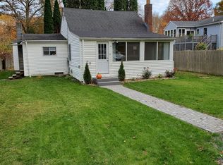 18 Birchwood Dr, Coventry, CT 06238
