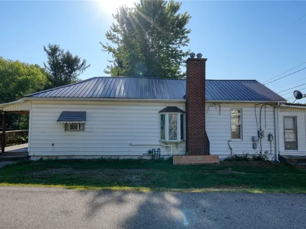131 Main St, Salesville, OH 43778