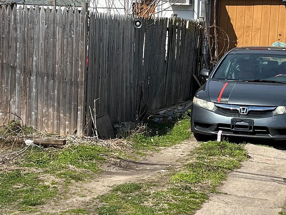 2nd image of 259 Morris Ave