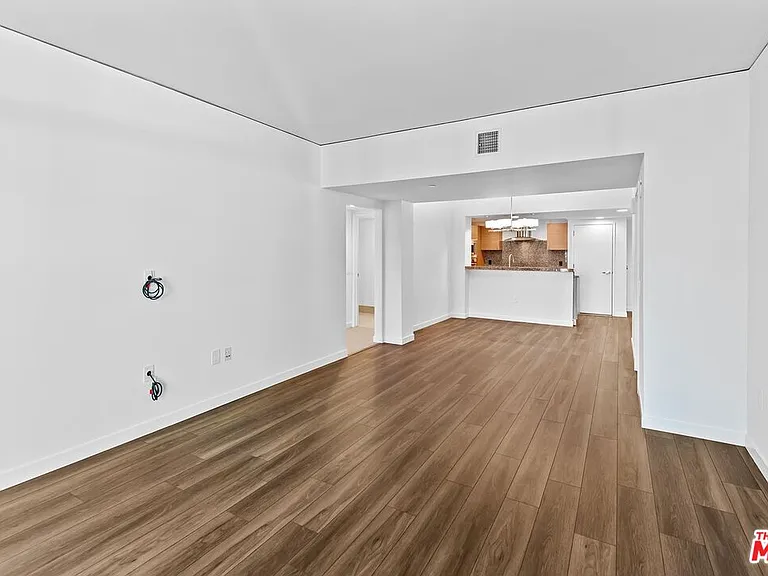 13650 Marina Pointe Dr #306 — Photo 10
