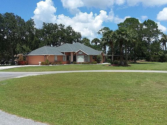 3rd image of 25435 Newport Cir