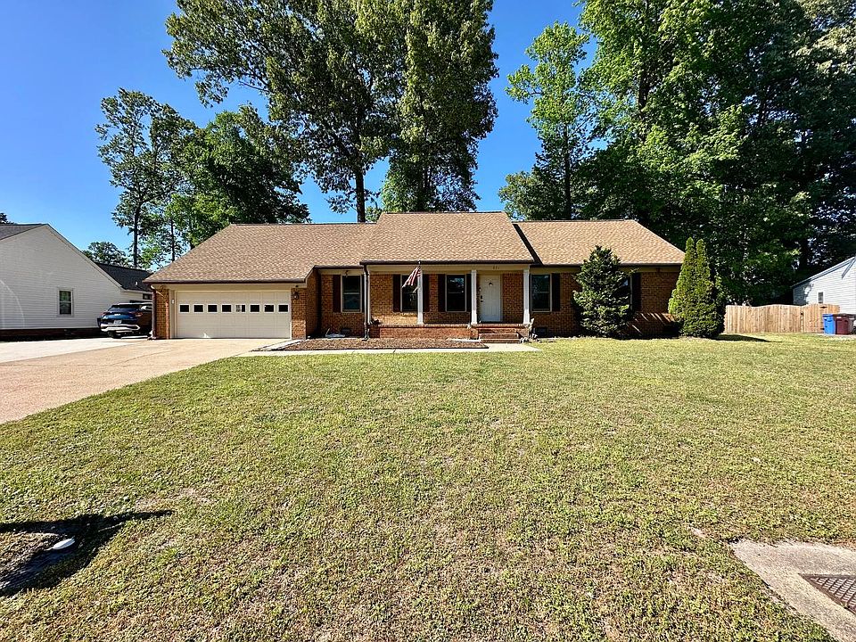 1st image of 831 Mildenhall Dr