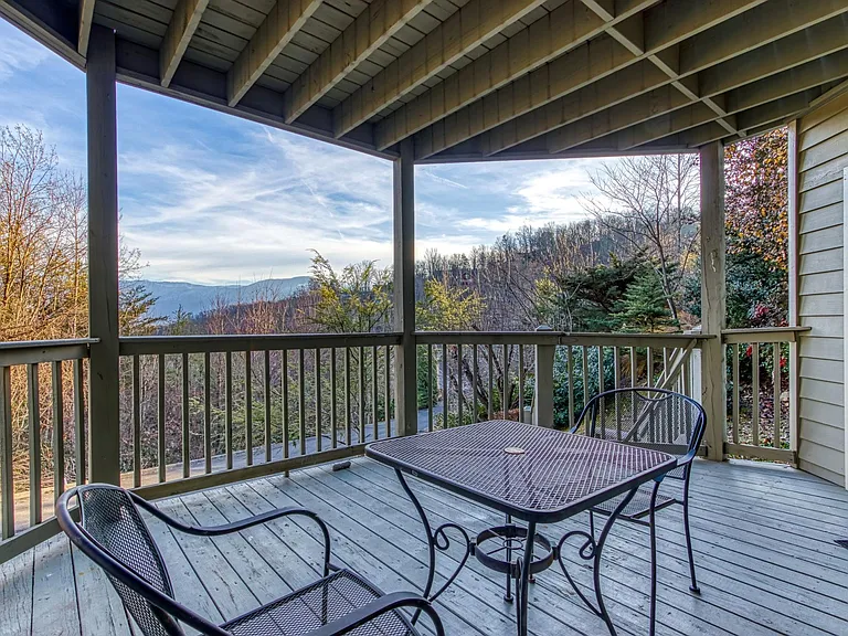 905 Smoky Bears Way — Photo 51