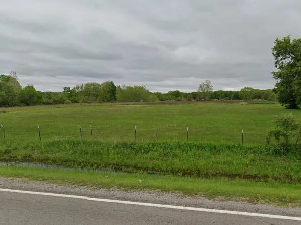 7369 N Webster Rd, Mount Morris, MI 48458