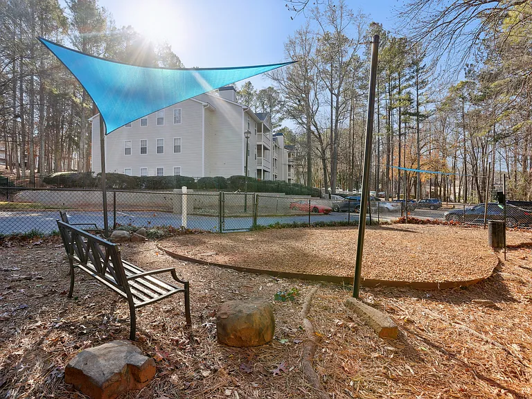 Wood Pointe Apartment Homes — Photo 16