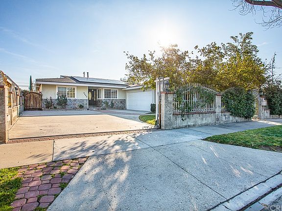 2nd image of 9002 Gothic Ave