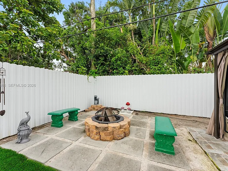 9508 N Military Trl — Photo 26
