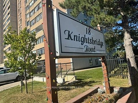 2nd image of 18 Knightsbridge Rd #1509