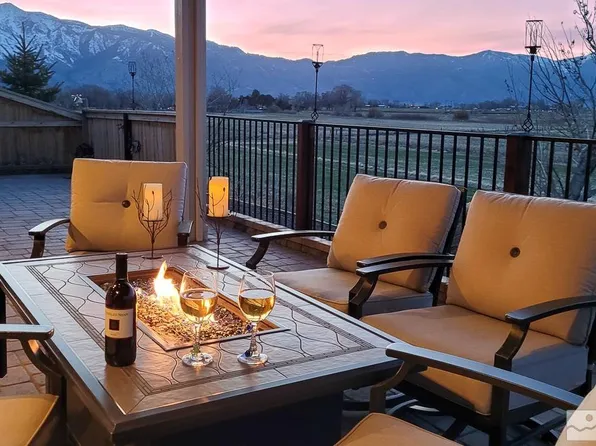 1302 Cedar Creek Cir, Gardnerville, NV 89460
