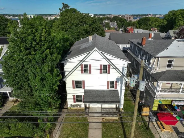 200 Montauk Avenue, New London, CT 06320