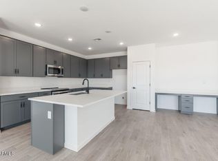 7413 W Nicolet Ave, Glendale, AZ 85303