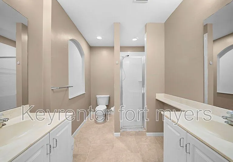 5370 Park Rd #4 — Photo 16