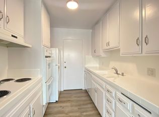 319 S. Clark Drive, Los Angeles, CA 90048