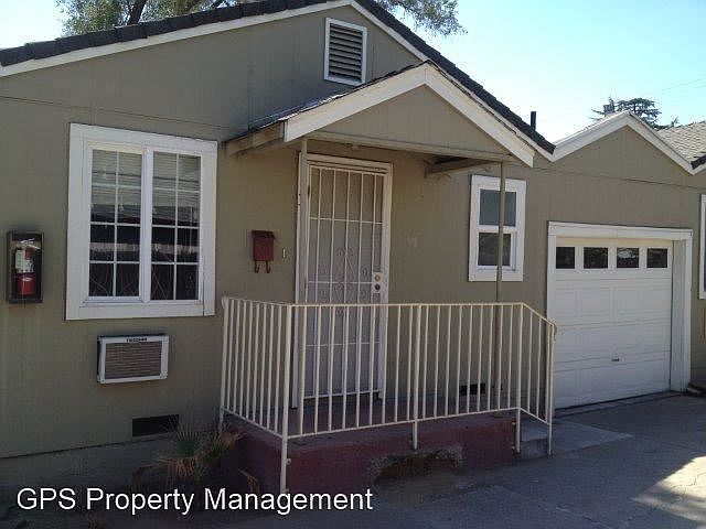 1st image of 735 S Sacramento St APT 1