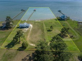 2000 Jenkins Neck Rd, Hayes, VA 23072