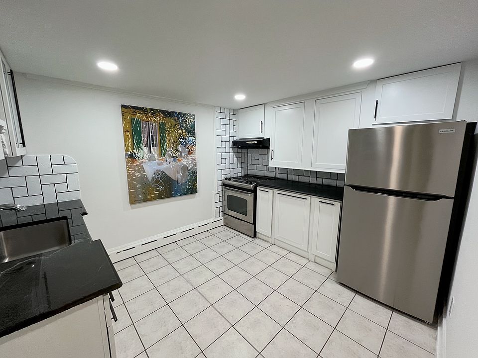 Renovated eat-in kitchen