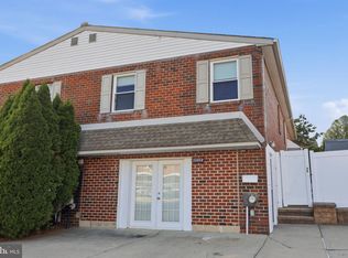 15018 Theresa Dr, Philadelphia, PA 19116