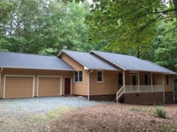 153 Lake Ellen Dr