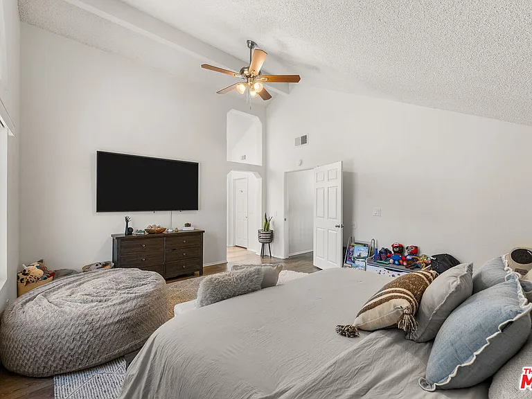 43258 33rd St W — Photo 20