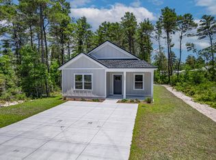 163 Georgia St, Lanark Village, FL 32323