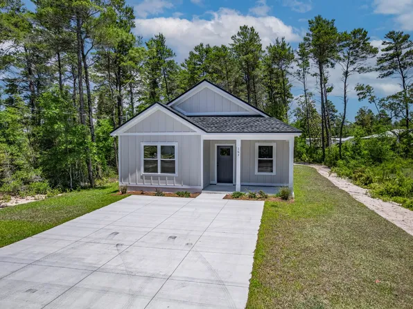 163 Georgia St, Lanark Village, FL 32323