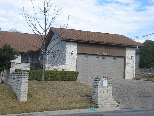 1st image of 2110A W Lane Dr