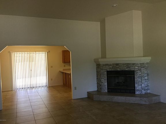 2nd image of 1221 Quail Dr