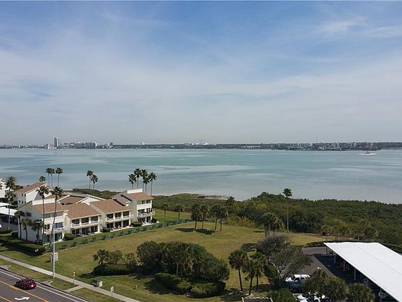 3rd image of 1480 Gulf Blvd APT 910