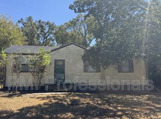103 Cedar Ridge Dr, La Vergne, TN 37086
