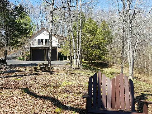 2nd image of 132 Deer Hollow Dr