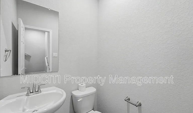1134 Renee St — Photo 12