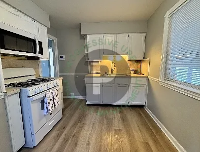 4365 W 146th St — Photo 8
