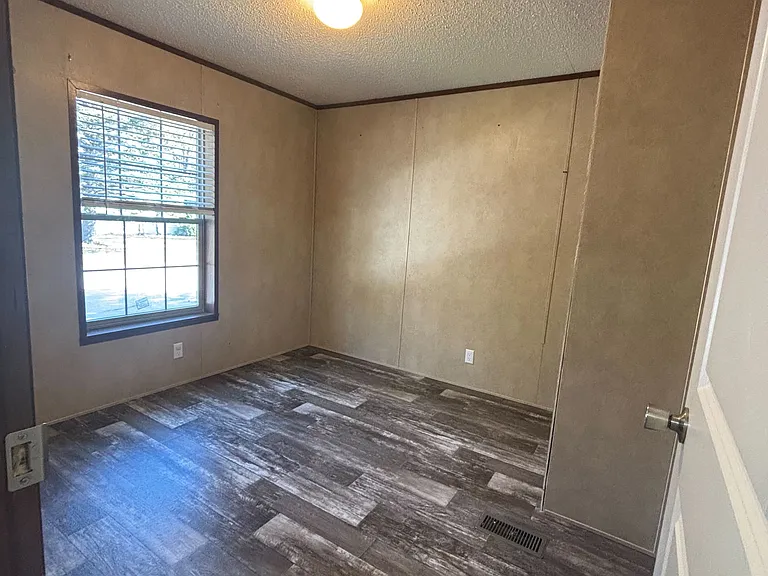5135 W Rasmussen Rd #5 — Photo 4