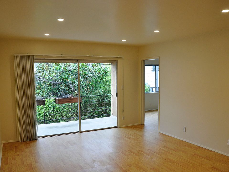 1st image of 1053 18th St APT F