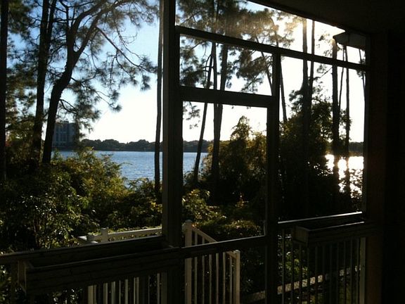 Waterview from screened pati