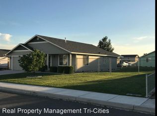 4208 Minorca Ln, Pasco, WA 99301
