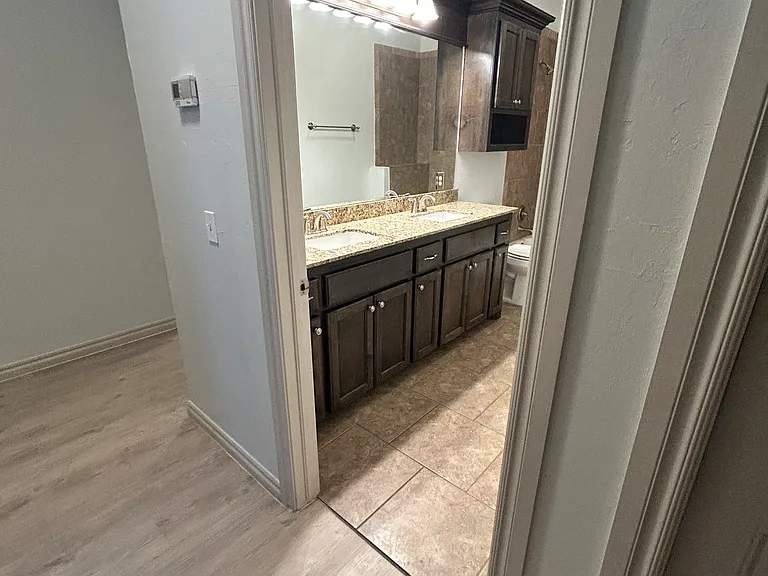 12021 Jadesdale Cir — Photo 22
