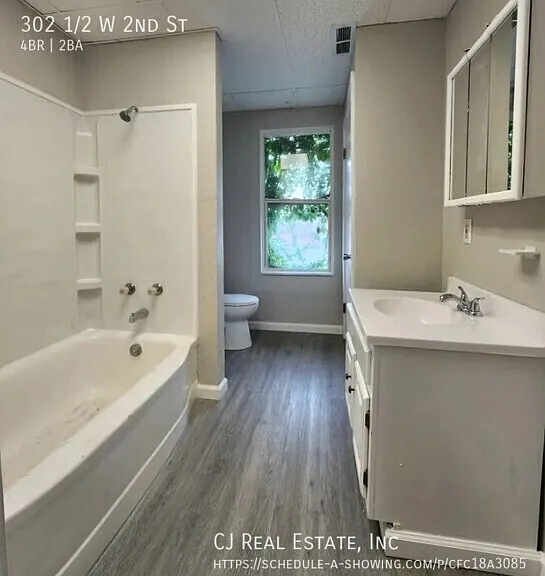 302 1/2 W 2nd St — Photo 5