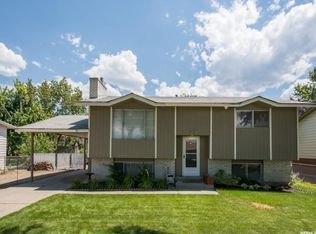 9683 S Flint Dr, Sandy, UT 84094