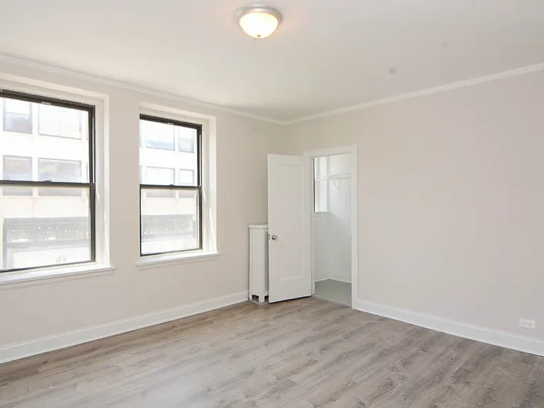 3335 W Diversey Ave #201 — Photo 11