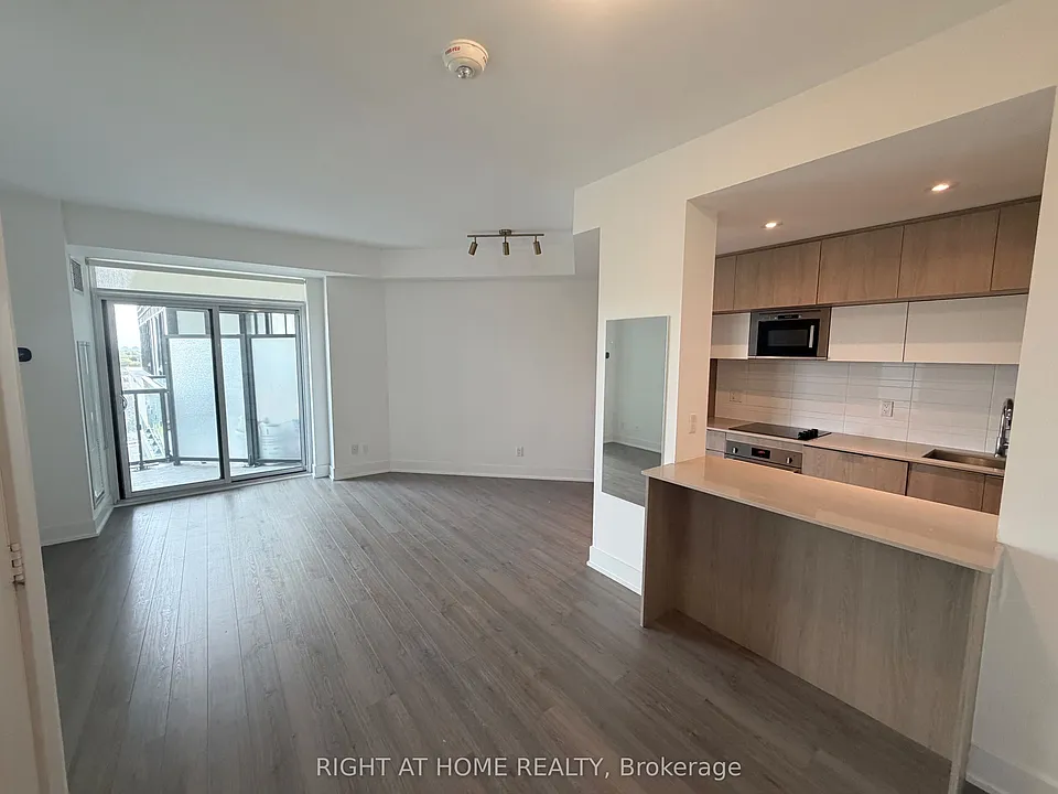 1 Belsize Dr #705