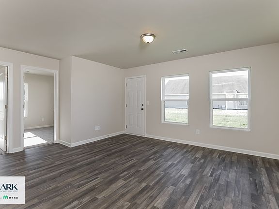 3rd image of 1249 Fescue Rd