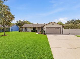 505 Lake Charm Dr, Oviedo, FL 32765