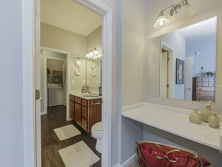 North Haven of Carmel Apartments — Photo 8