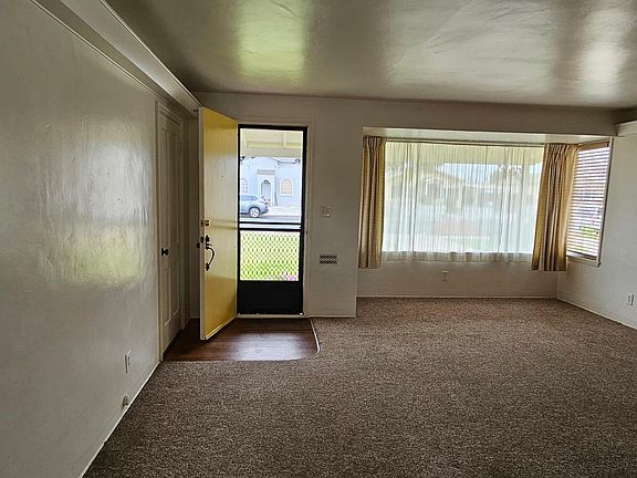 3rd image of 813 E Central Ave