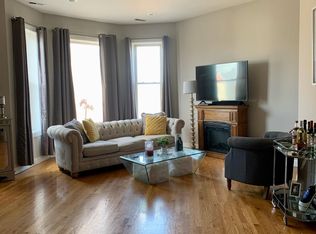 3239 W Palmer St APT 3, Chicago, IL 60647