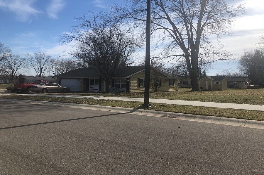 2nd image of 18 Linda Ln