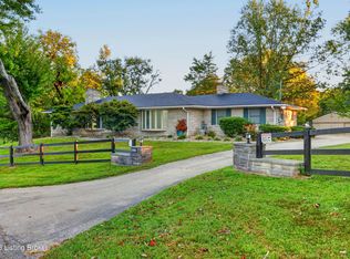 8111&-8113 Acme Way, Louisville, KY 40219