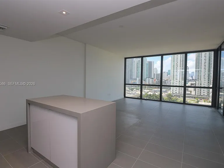 1600 NE 1st Ave #1010 — Photo 6