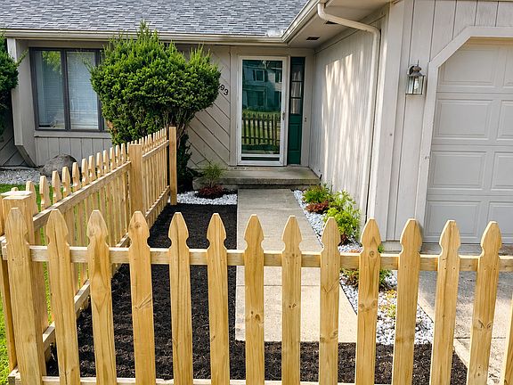 2nd image of 4691-4693 Ledgewood Dr